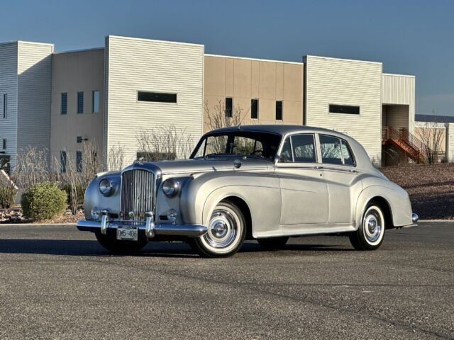 1956 Bentley S1 Saloon - photo 2