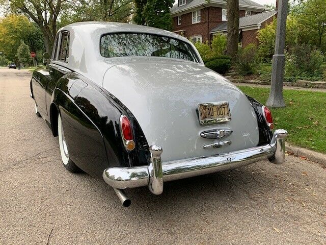 1956 Bentley S1 Standard Steel Saloon - photo 9