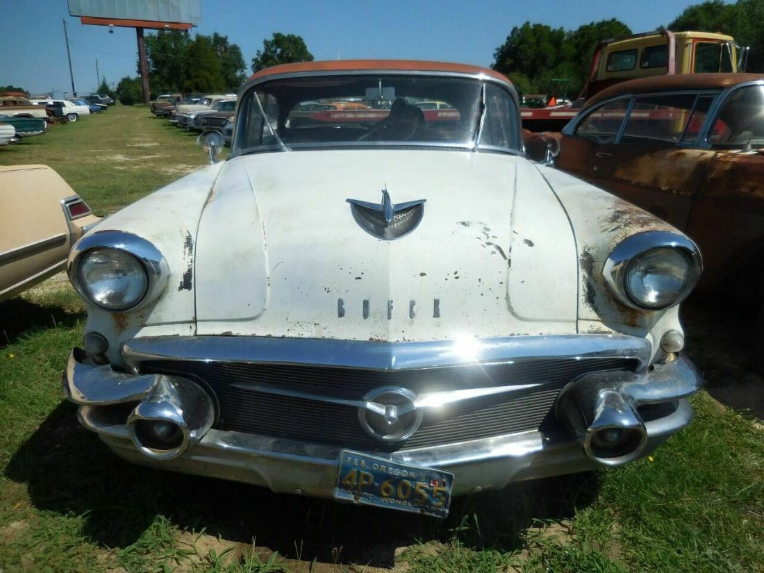1956 Buick 40 Special 4-Door - photo 2