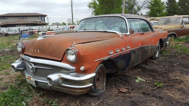 1956 Buick Roadmaster 4dr Hardtop - photo 2