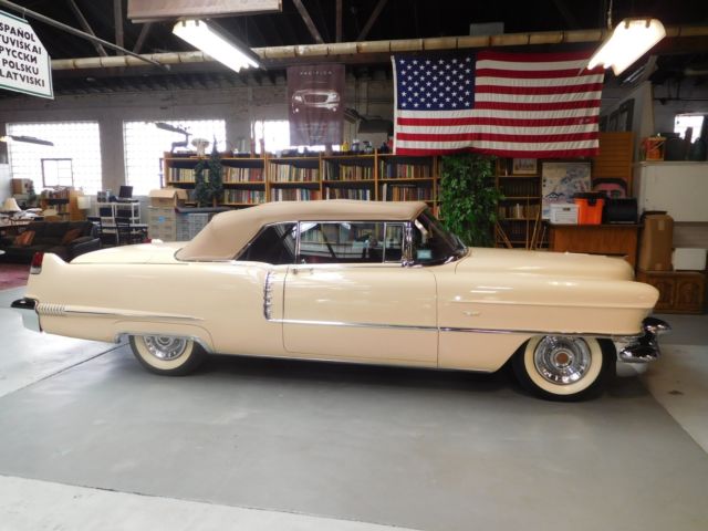 1956 Cadillac DeVille series 62 - photo 2