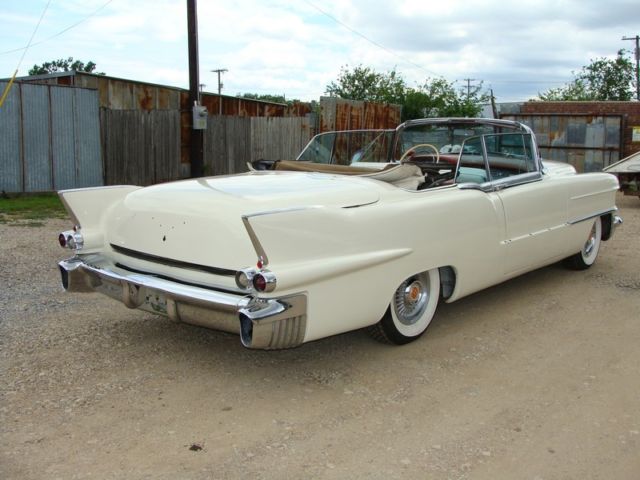 1956 Cadillac Eldorado ELDORADO BIARRITZ - photo 4
