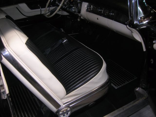 1956 Cadillac Eldorado Biarritz Convertible - photo 7