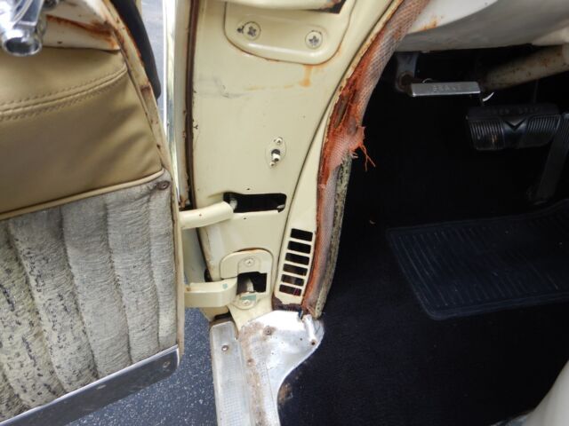 1956 Cadillac Fleetwood - photo 13