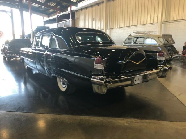 1956 Cadillac Fleetwood - photo 3