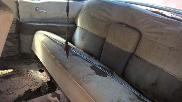 1956 Cadillac DeVille Sedan DeVille - photo 3