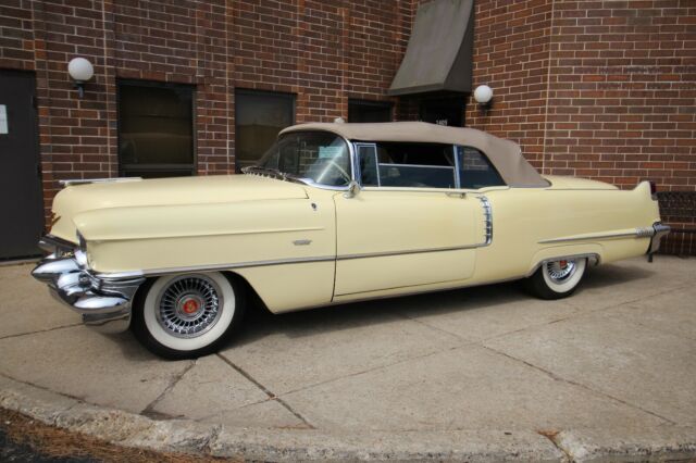 1956 Cadillac Series 62 Convertible - photo 2