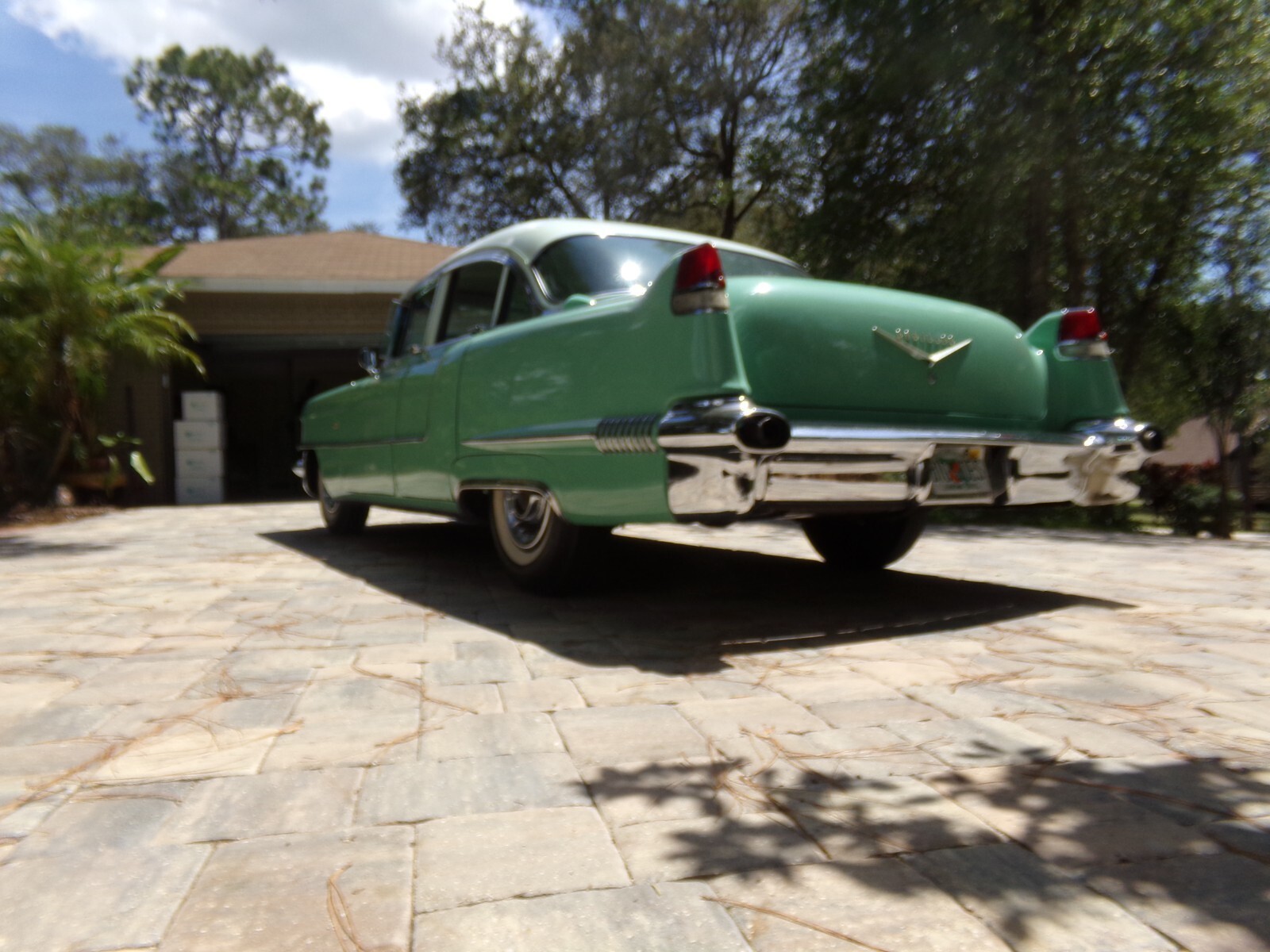 1956 Cadillac Brougham - photo 4