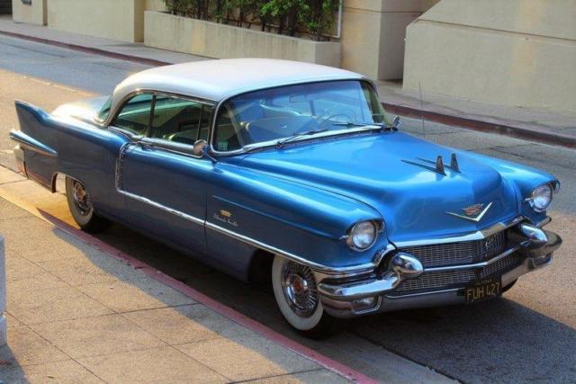1956 Cadillac Seville ELDORADO power brakes, Power Windows, Power Seats - photo 2