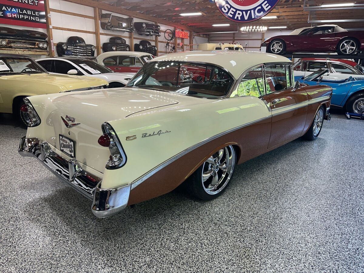 1956 Chevrolet Bel Air Resto-Mod 327 4-spd Disc Brakes Lowered Sierra Gold! - photo 5