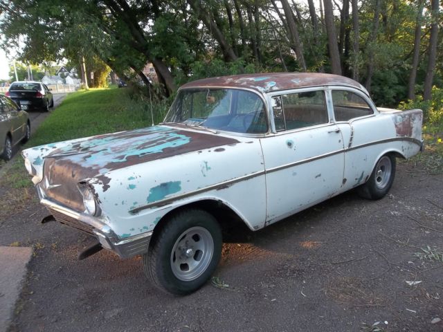1956 CHEVROLET CHEVY DELRAY 2 DOOR SEDAN - BODY / ROLLER / PROJECT CAR 1956 Chevrolet Bel Air/150/210 2 Door Hardtop