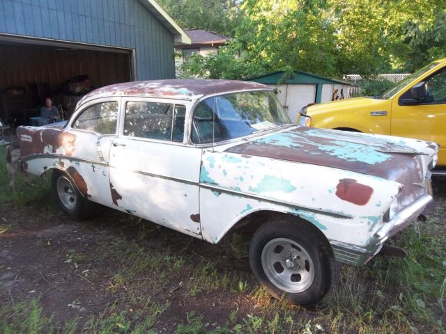 1956 Chevrolet Bel Air/150/210 2 Door Hardtop - photo 2