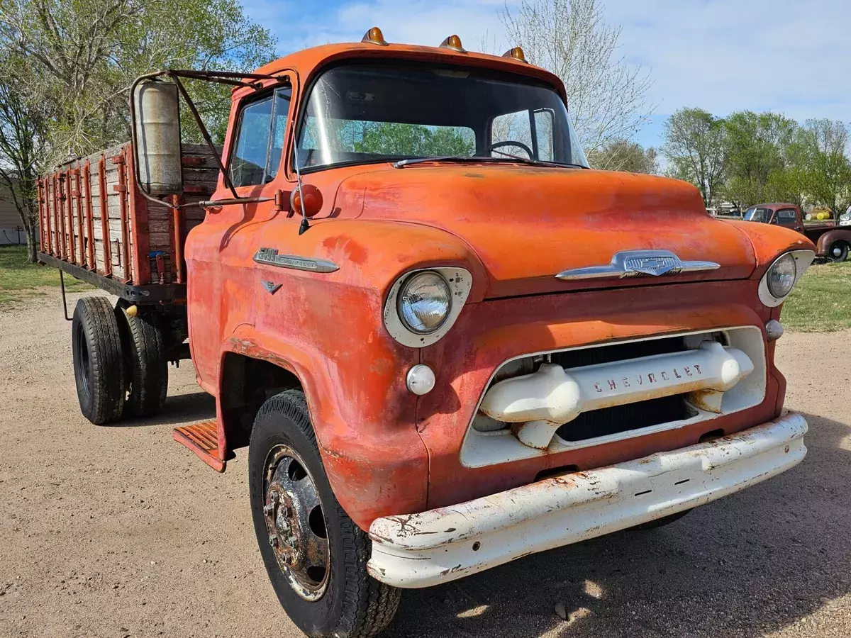 1956 Chevrolet LCF COE Big Window Cab V8 Dump Farm Work Truck 5400 1955 56 1957 1956 Chevrolet 5400