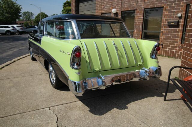 1956 Chevrolet Bel Air/150/210 - Nomad - Resto-Mod - photo 4