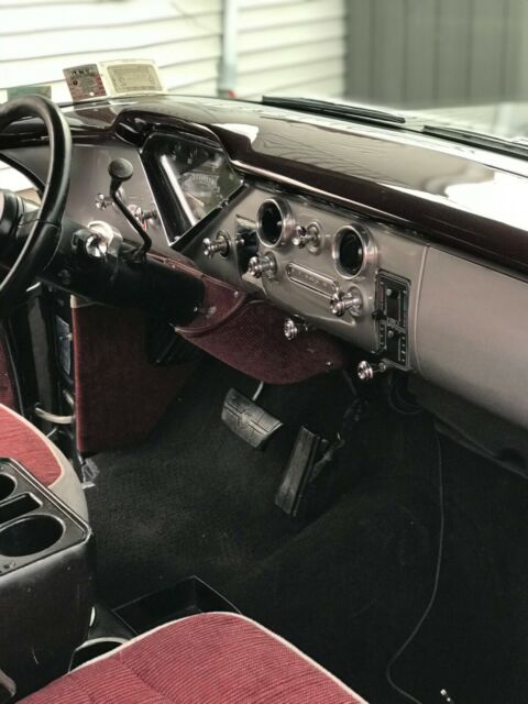 1956 Chevrolet Suburban - photo 13