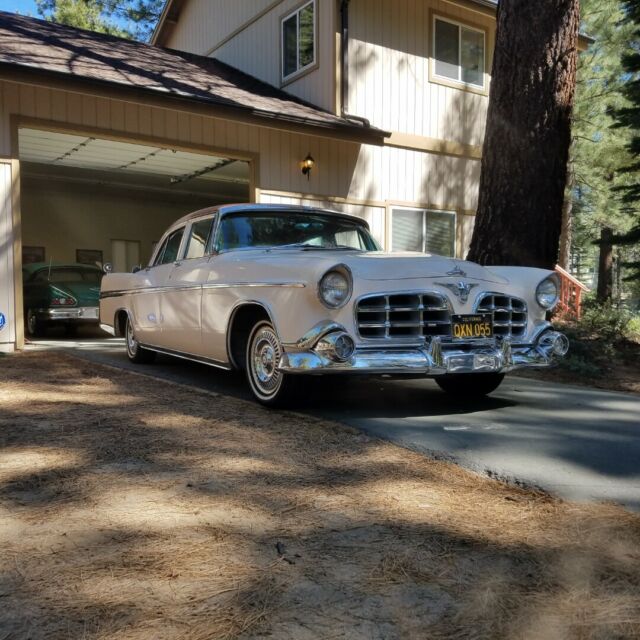 1956 Chrysler Imperial - photo 2