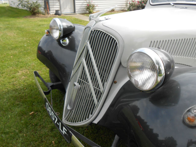 1956 Citroën Traction Avant 11B 4-Door Sedan - photo 7