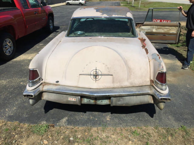 1956 Lincoln Continental - photo 11
