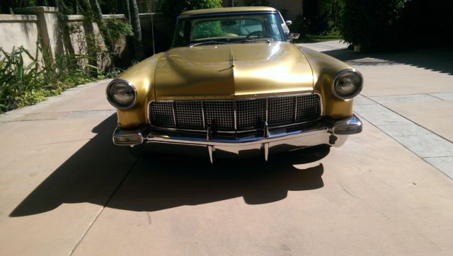 1956 Lincoln Continental all re-chromed and polished - photo 12