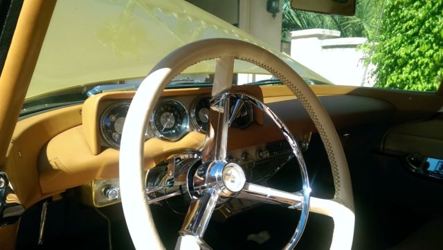 1956 Lincoln Continental all re-chromed and polished - photo 5