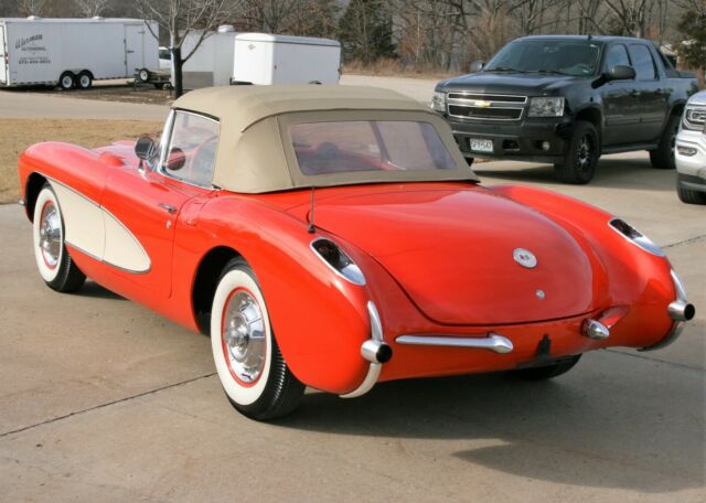 1956 Chevrolet Corvette - photo 11
