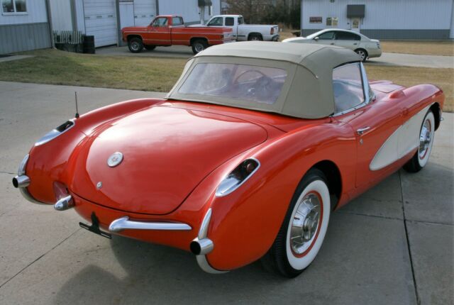 1956 Chevrolet Corvette - photo 8