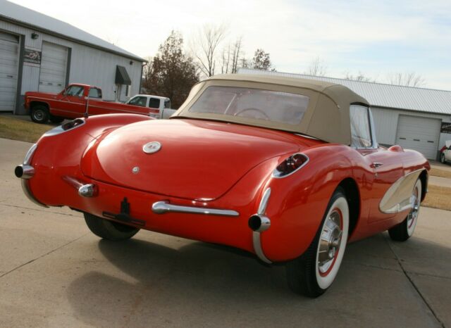 1956 Chevrolet Corvette - photo 9