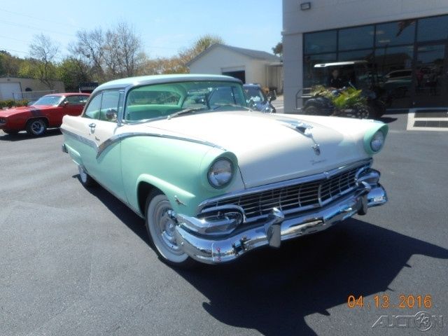 1956 Ford Fairlane DELUXE - photo 3