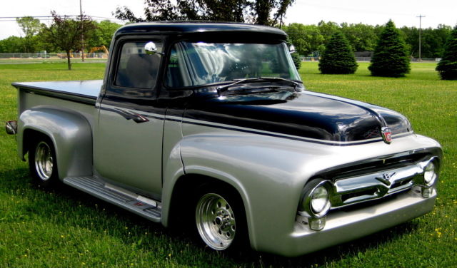 1956 Ford F-100 - photo 2