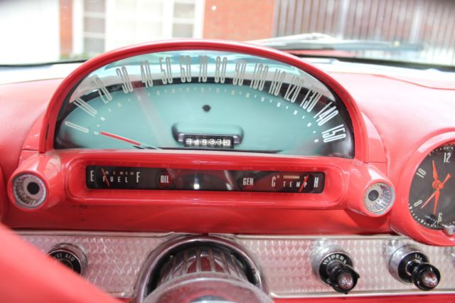 1956 Ford Thunderbird - photo 3