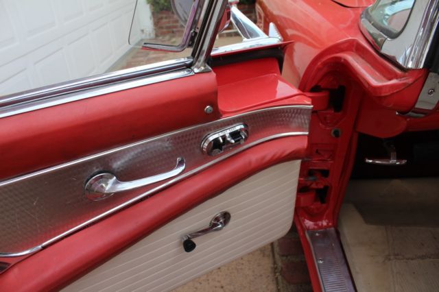 1956 Ford Thunderbird - photo 8