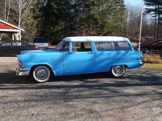 1956 Ford Fairlane Wagon - photo 2