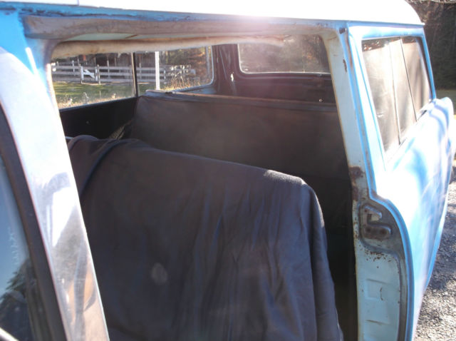 1956 Ford Fairlane Wagon - photo 9
