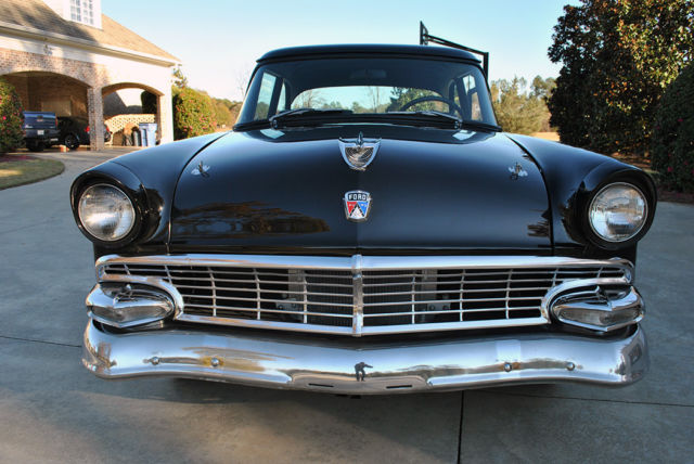 1956 Ford Mainline - photo 12