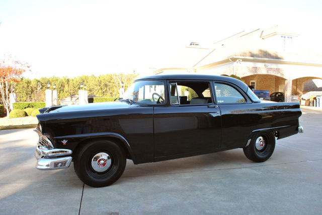 1956 Ford Mainline - photo 2