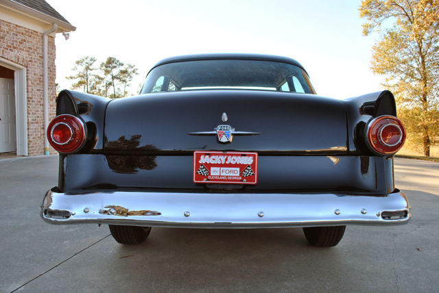 1956 Ford Mainline - photo 5