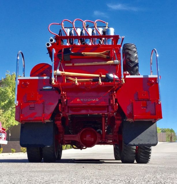 1956 Ford C500 Marmon Herrington power wagon napco range tender fire truck rig - photo 5