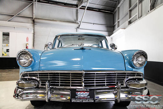 1956 Ford Fairlane CLUB SEDAN - photo 10