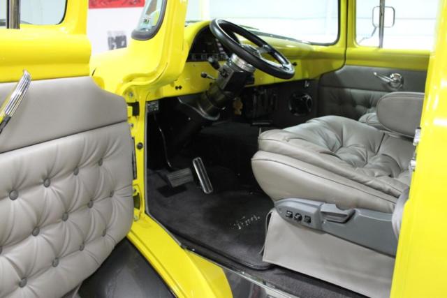 1956 Ford F-550 - photo 12