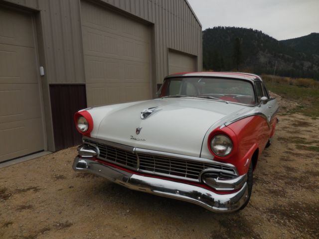 1956 Ford Crown Victoria - photo 2