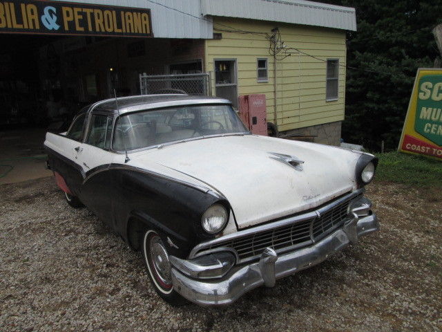 1956 Ford Fairlane Crown Victoria