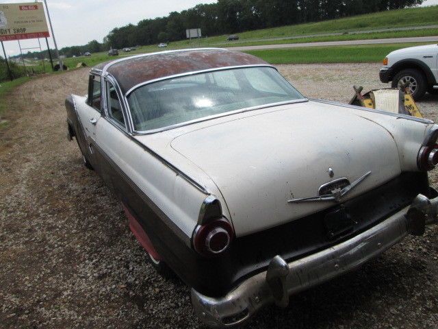 1956 Ford Fairlane Crown Victoria - photo 12