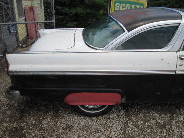 1956 Ford Fairlane Crown Victoria - photo 13