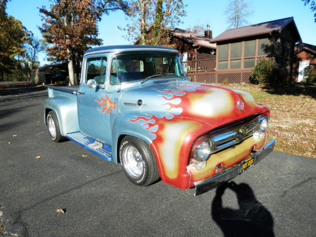 1956 Ford F-100 - photo 2