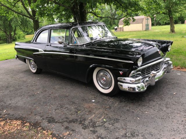 1956 Ford Fairlane Customline - photo 13