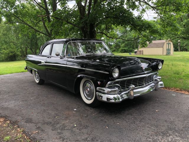 1956 Ford Fairlane Customline - photo 4