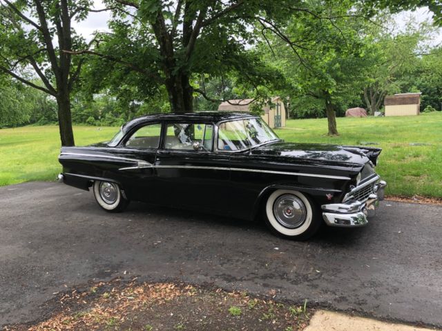 1956 Ford Fairlane Customline - photo 6