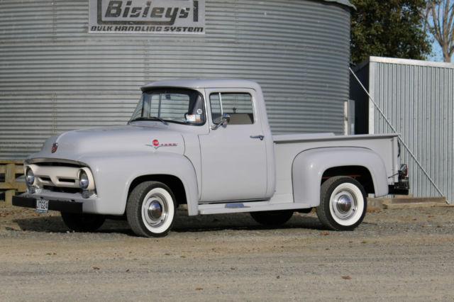 1956 Ford F-100 - photo 2