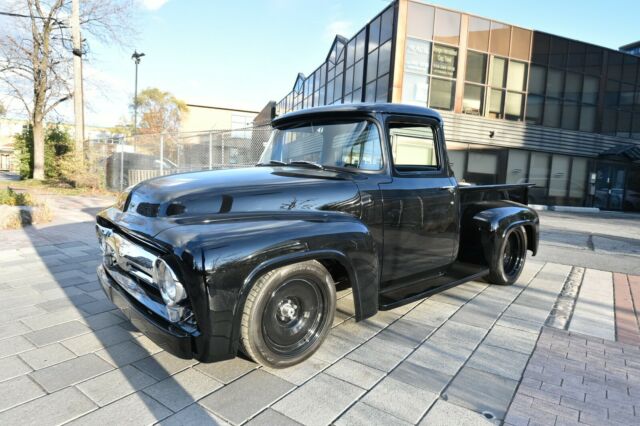 1956 FORD F- 100 Big Window Restomod 1956 Ford F-100