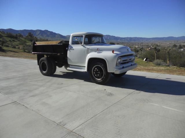 1956 Ford F-100 std - photo 2